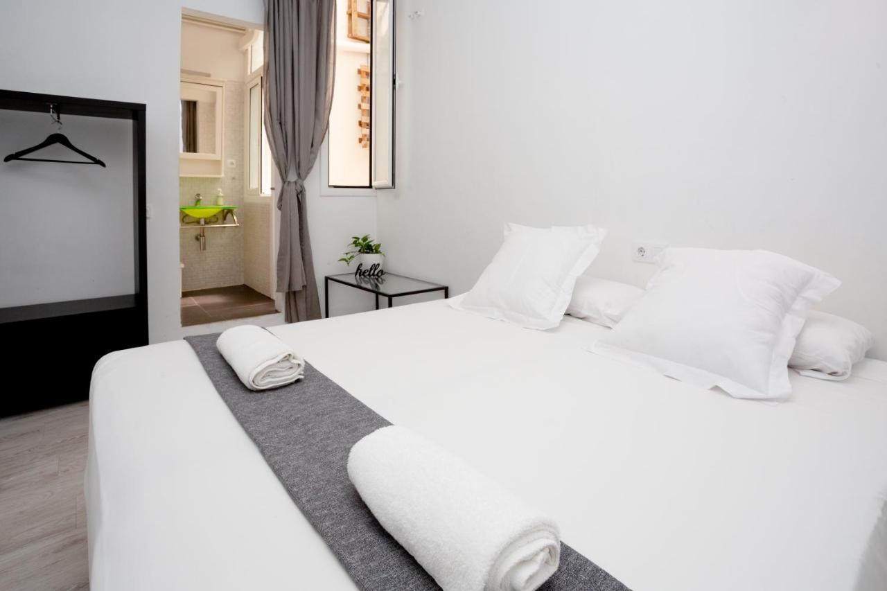 Easy Sants By Bossh! (Adults Only) Vandrerhjem Barcelona Eksteriør bilde