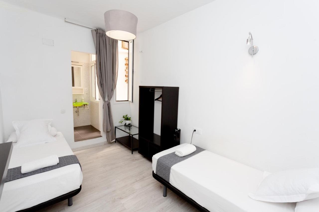Easy Sants By Bossh! (Adults Only) Vandrerhjem Barcelona Eksteriør bilde